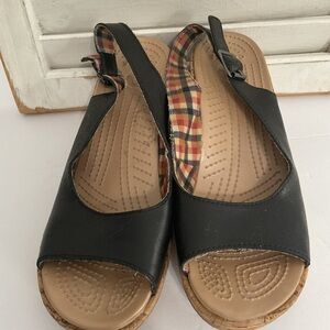 CROCS A-Leigh Sandals Size 9